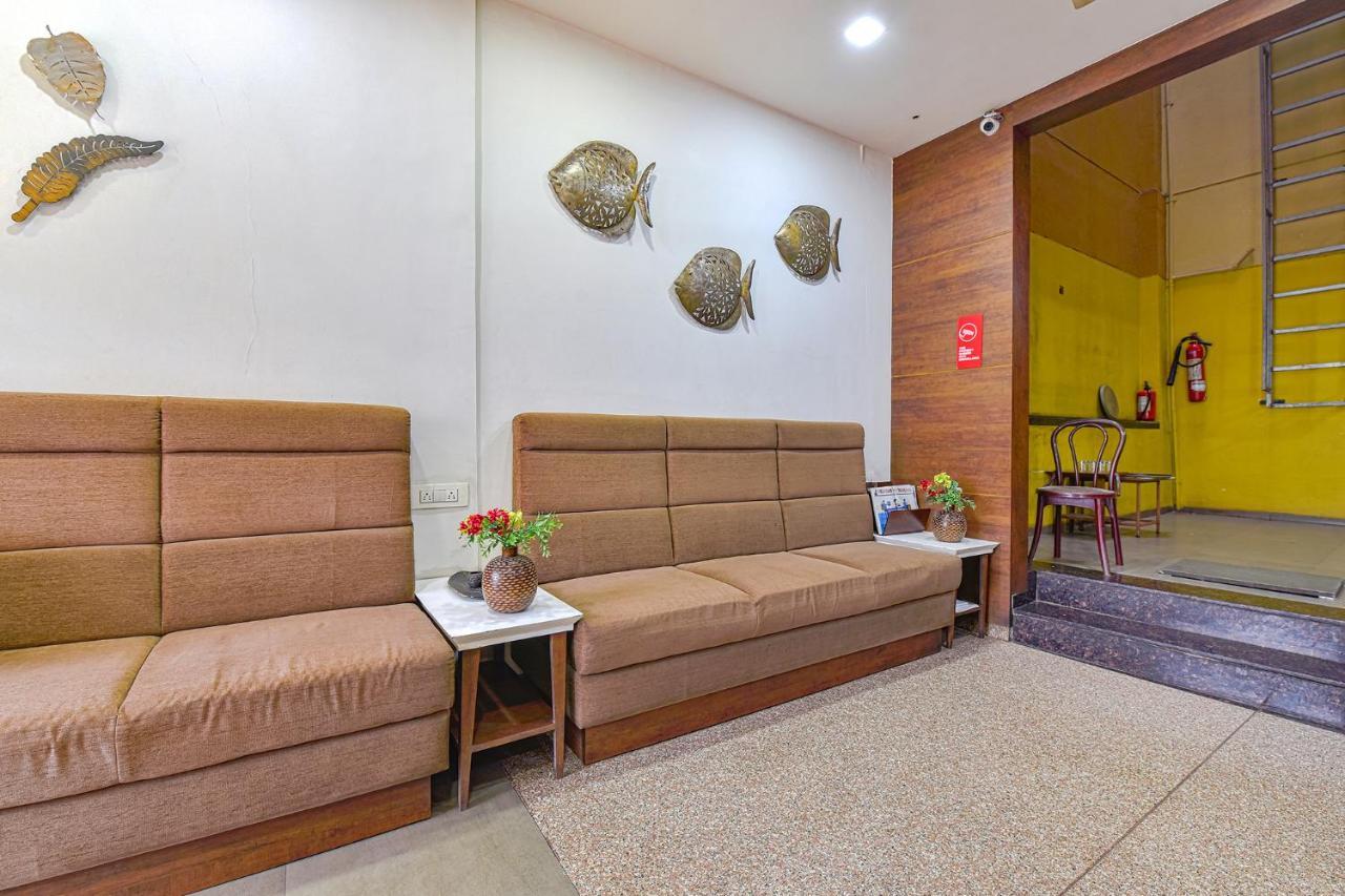 Fabhotel Rb Residency Surat Buitenkant foto